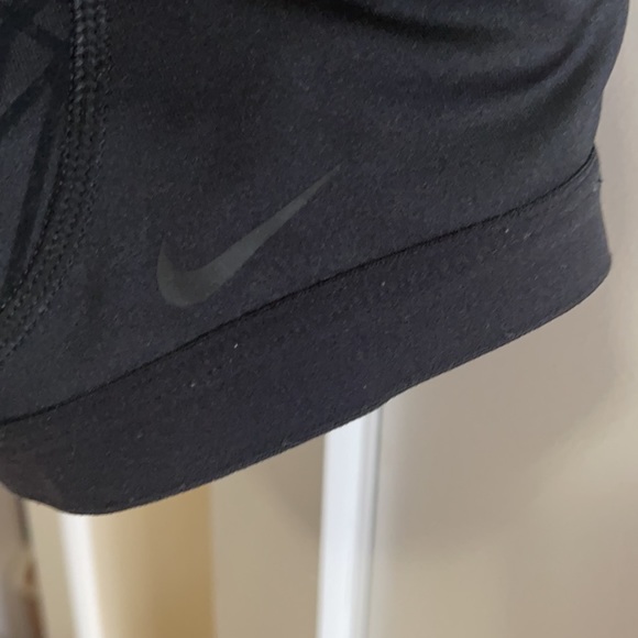 Nike Pro Fierce  Black Sports Bra - Picture 4 of 5